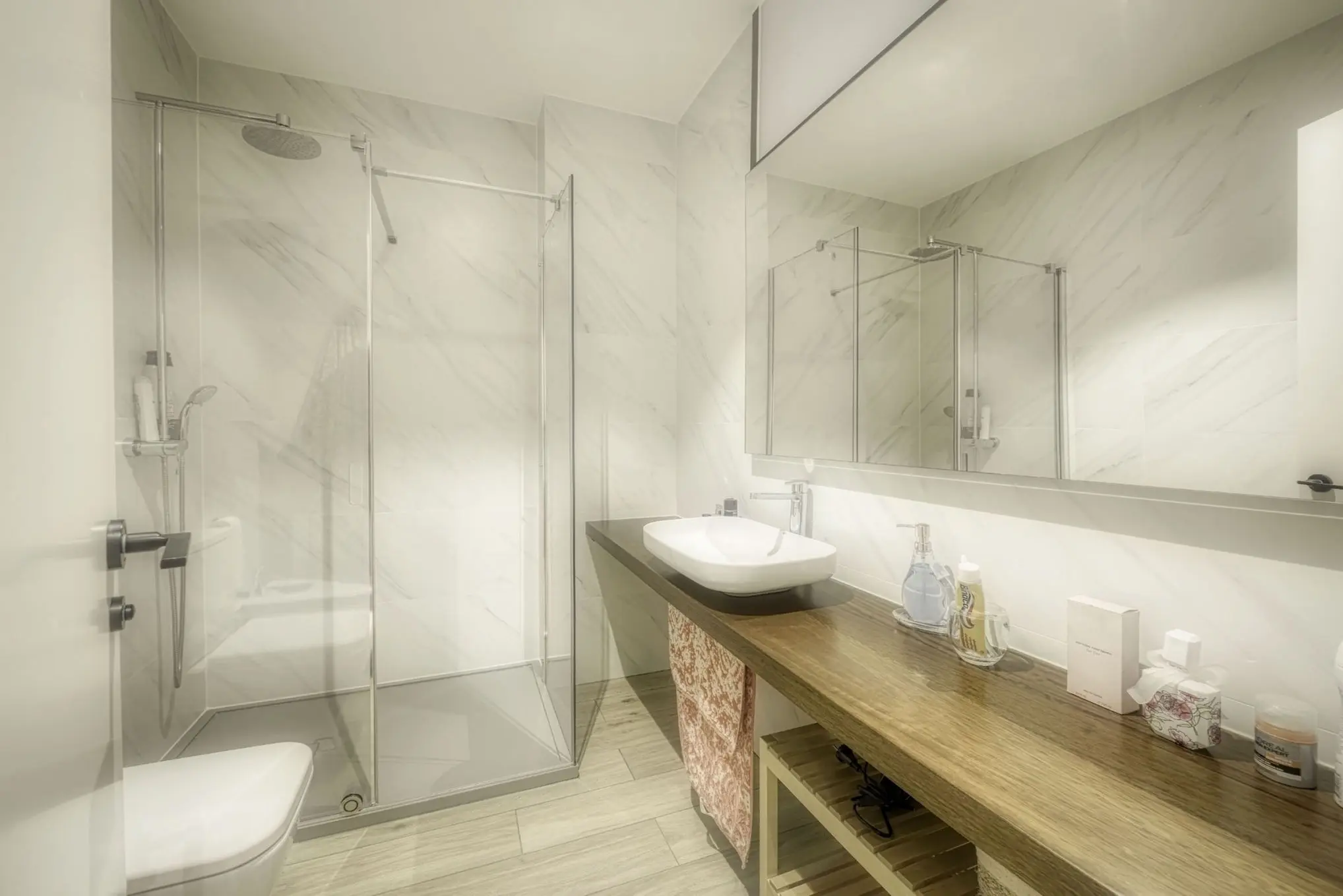 mamaparas_de_baño_carpinteria_barahona_1